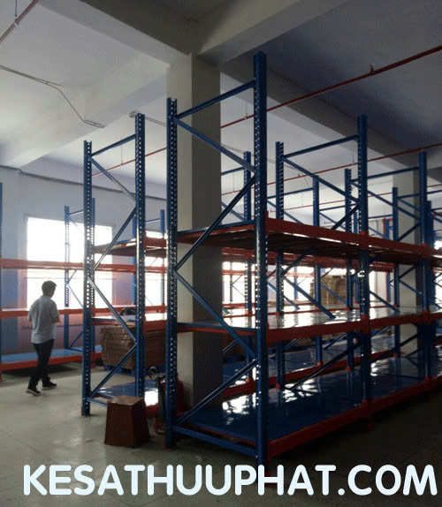 kệ trung tải