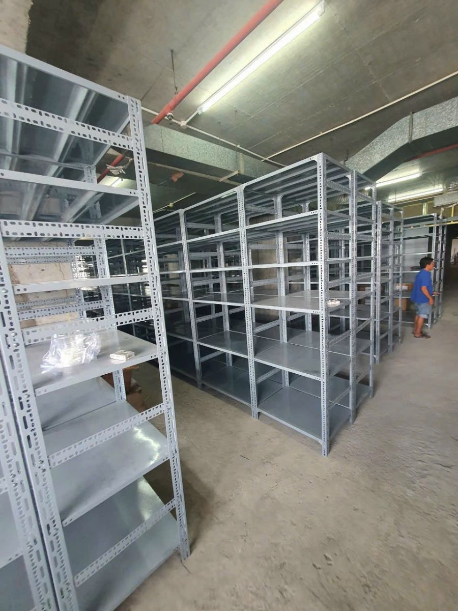 kệ sắt v lỗ tphcm