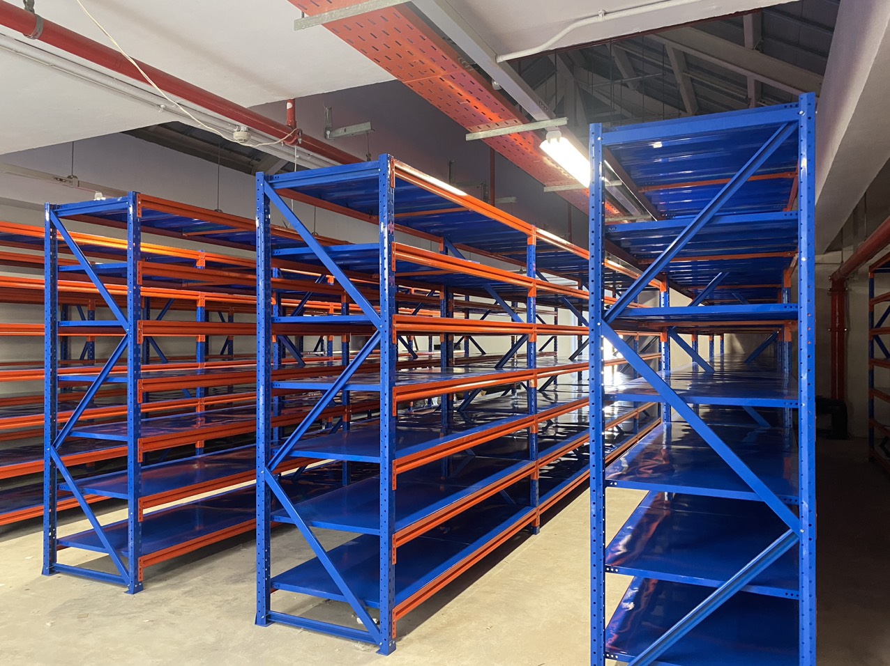 mua kệ trung tải tại tphcm