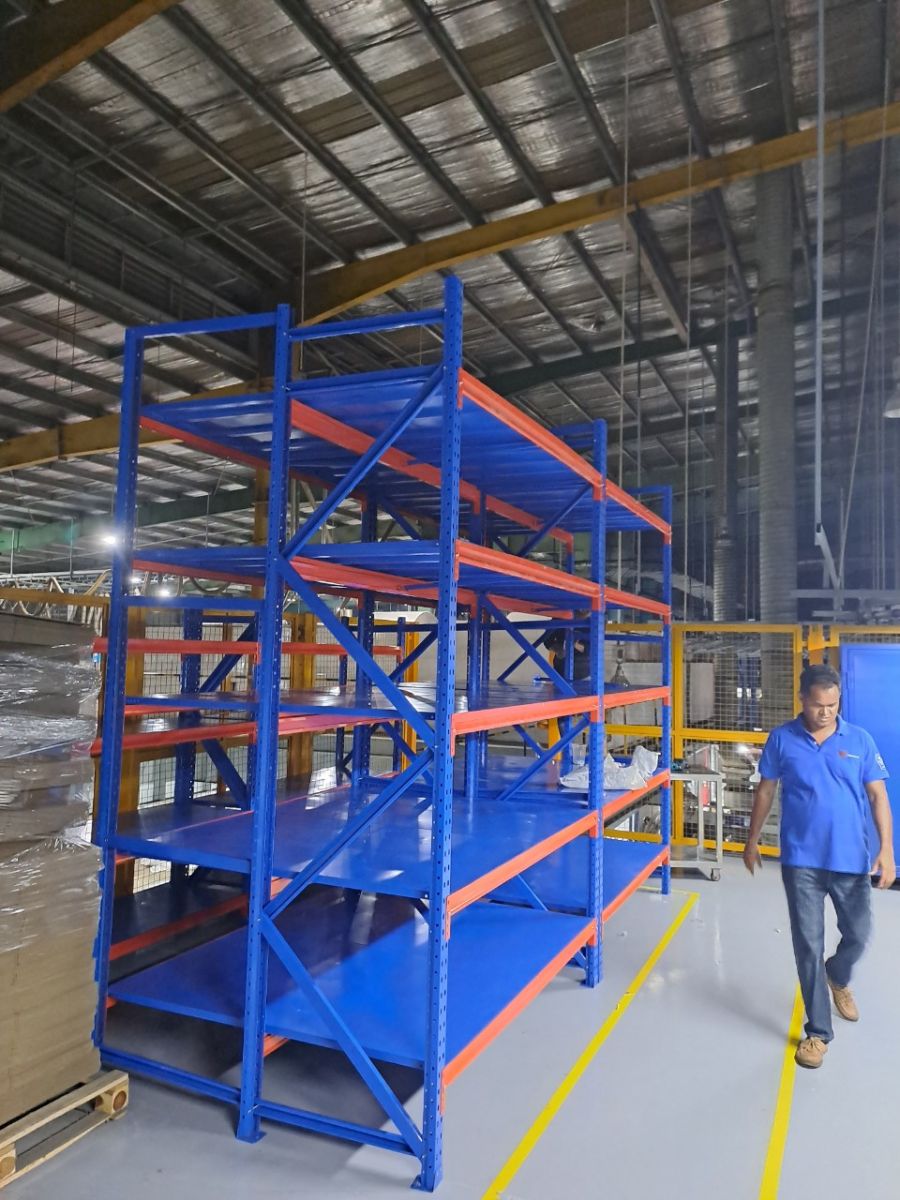 mua kệ trung tải tại tphcm