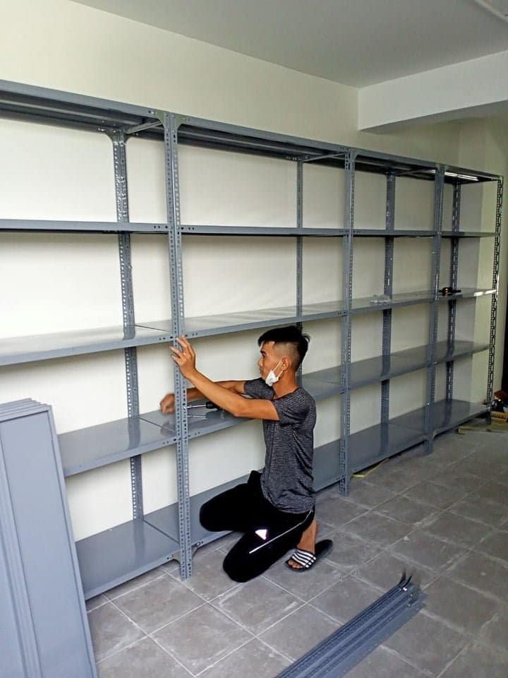 kệ khung sắt