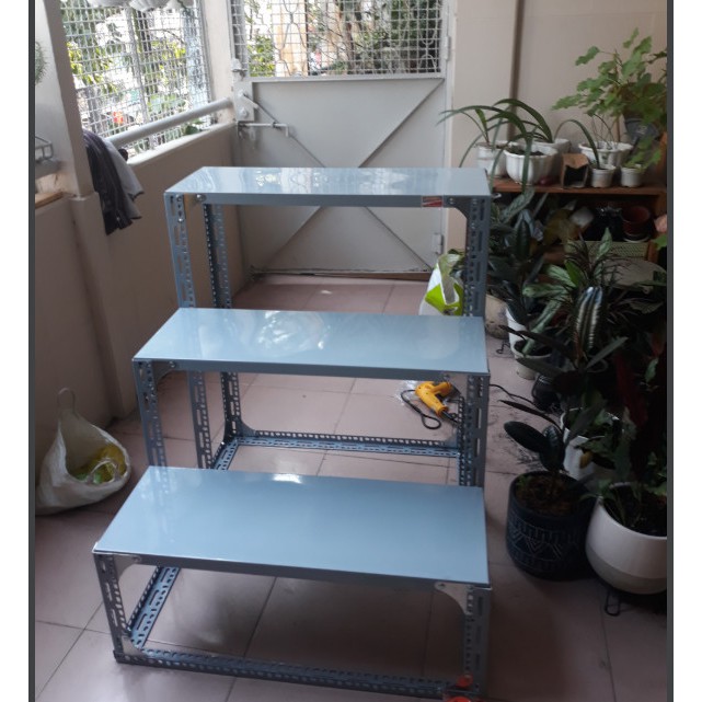 kệ sắt 3 tầng bậc thang