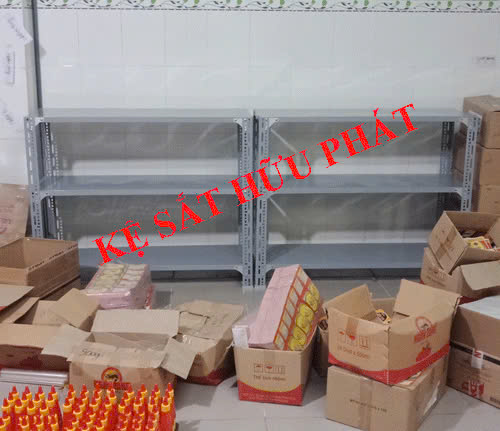 kệ sắt để đồ