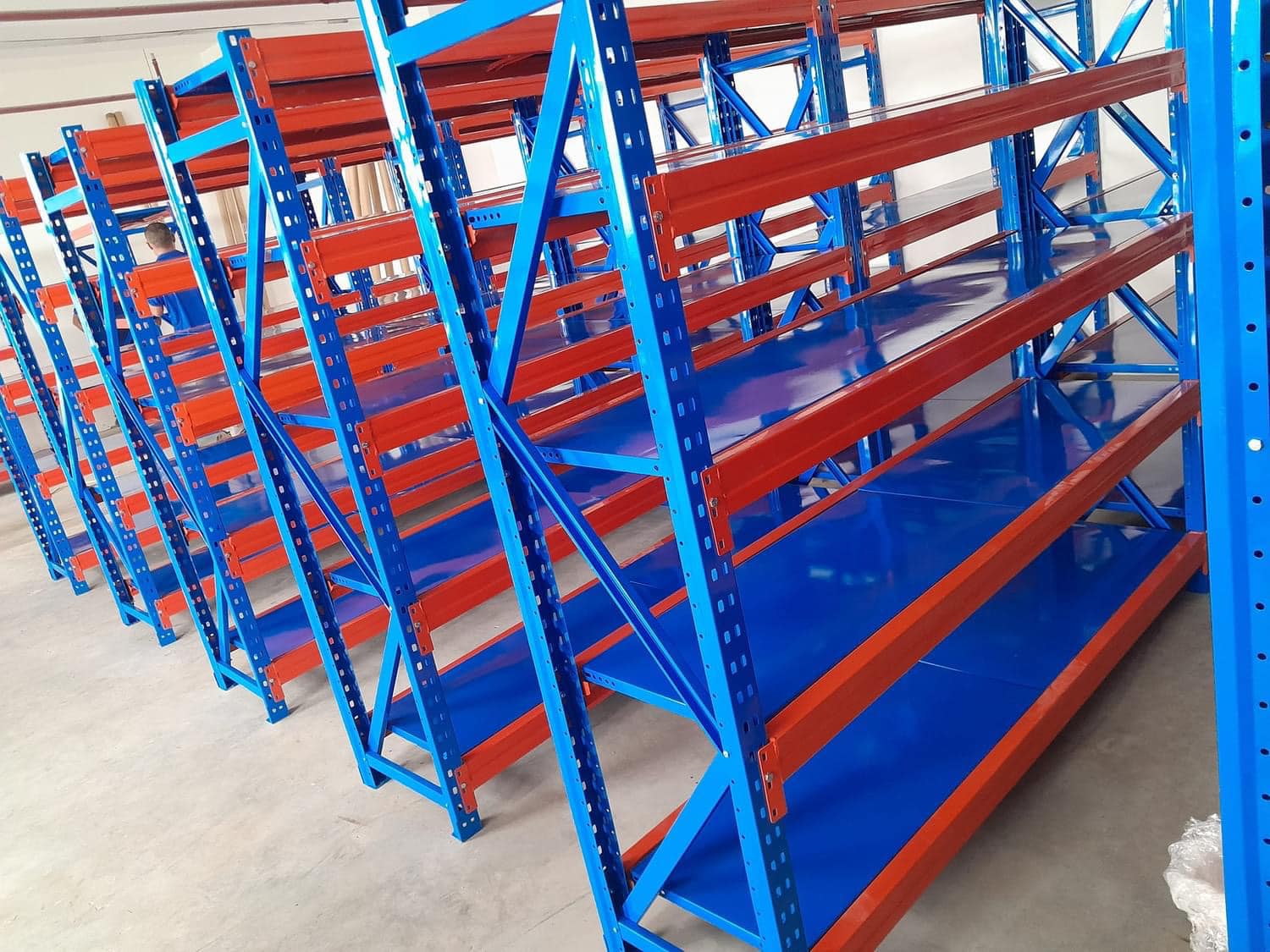 kệ trung tải quận bình tân