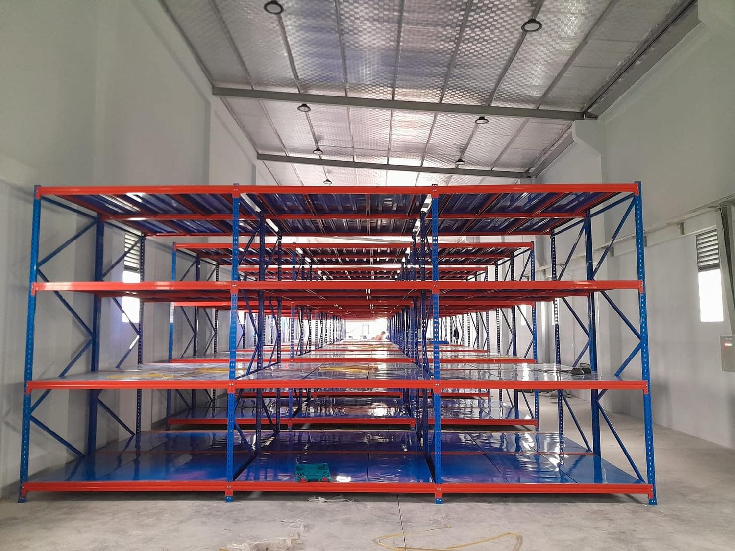 kệ trung tải quận bình tân