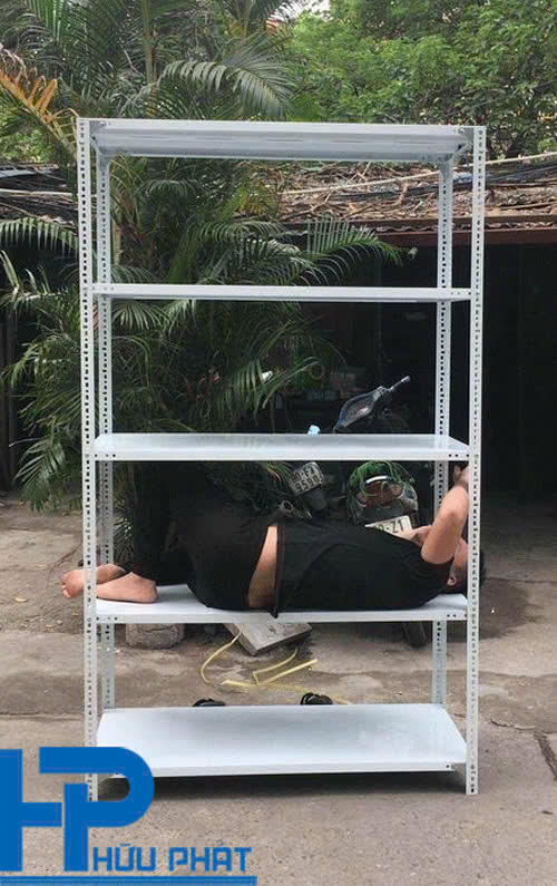 kệ sắt v lỗ 5 tầng
